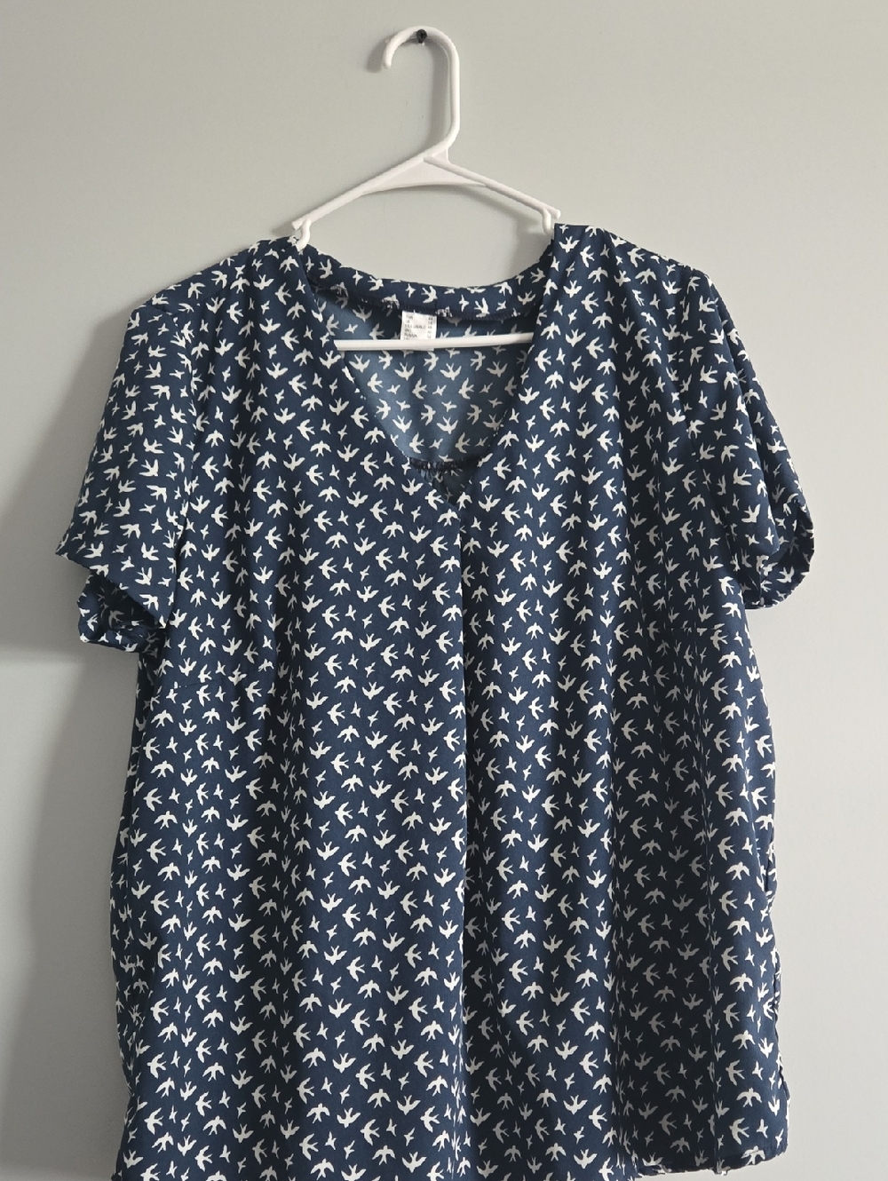 Women's Navy Blue Bird Print Blouse, Size 12 / XL